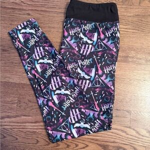 Harry Potter Leggings - Black and Purple - With Pockets!